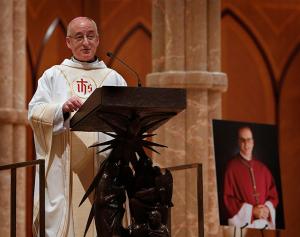Auxiliary Bishop Robert Lombardo gives the homily during the funeral Mass. Bishop Lombardo was ordained a bishop with Bishop Birmingham and Auxiliary Bishop Jeffrey Grob. (Karen Callaway/Chicago Catholic)