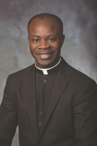 Patrick Kizza, 38 años. Su primera asignación es en Our Lady of Perpetual Help, Glenview.