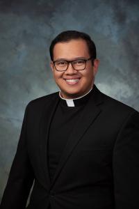 Padre Arthur Bautista, 29 años