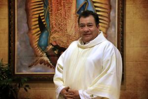 José Joaquín Figueroa. Parroquia Santa María - Des Plaines. Foto: Carlos Espinosa/ILP