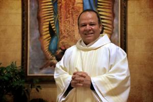 Miguel Ramos. Santuario Nuestra Señora de Guadalupe – Des Plaines. Foto: Carlos Espinosa/ILP